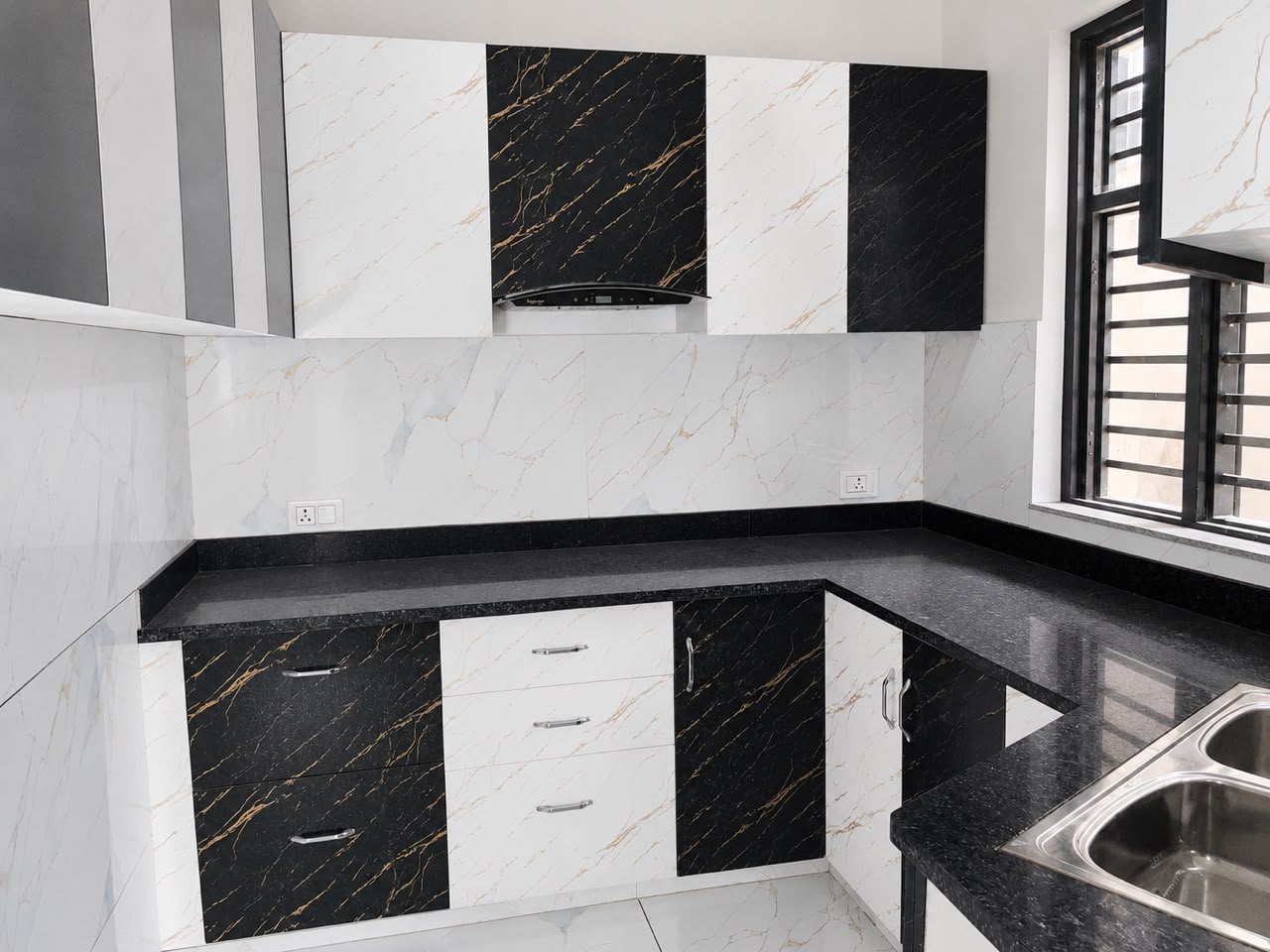 Italian Black and Gold Marble L-Shape Kitchen, Model Town Hisar
